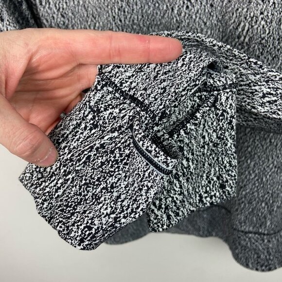 Lululemon Rush Hour Long Sleeve Running Pullover Top Size 2 Grey Running Shirt - Picture 9 of 12